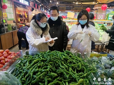 秦安县市场监管局:开展食品“你点我检”活动 保障市民“菜盘子”安全(图)